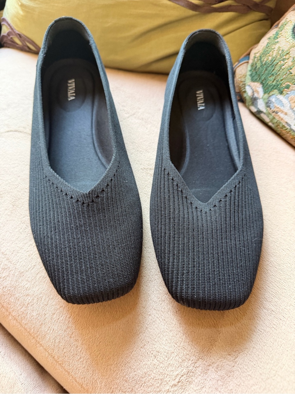 VIVAIA Black Knit Square-Toe Slip-On Ballet Flats